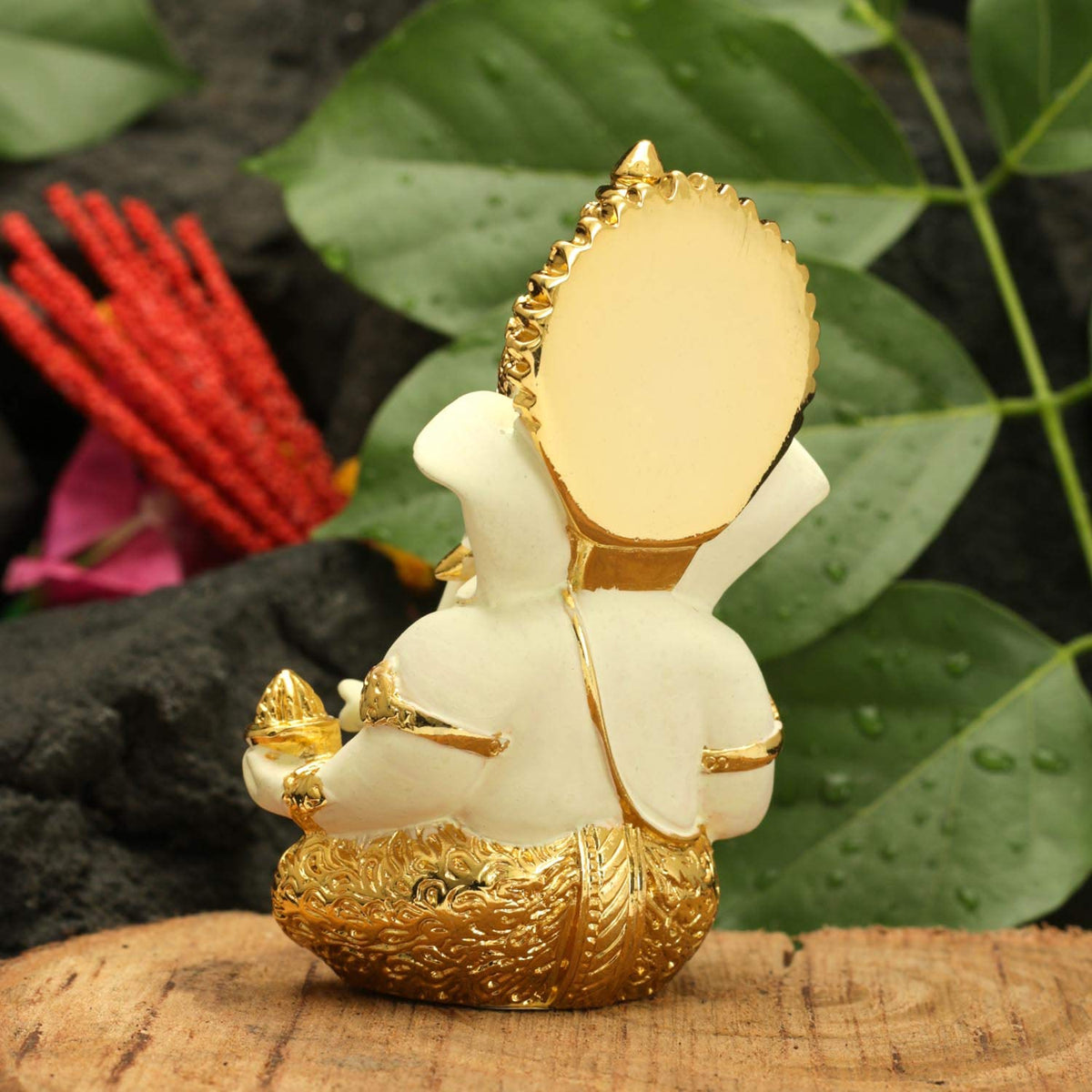 Ganesha for Car Dashboard Ganesh Statue Murti Gold Plated Terracotta Lord Ganpati Diwali Gifts Home Decor Figurine (Size: 3.5 x 2 inches)
