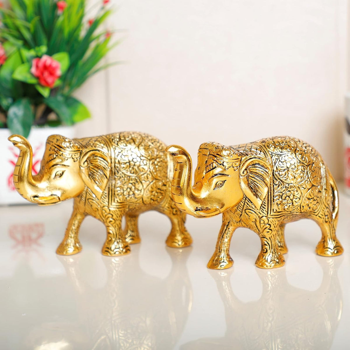 Kalakriti Metal Elephant Statue Small Size Gold Polish 2 pcs Set Enhance Your Home | Car | Office | Table | Article | Animal Decorative Showpiece Figurines for Best Gifting (15X9X4 CM), Golden
