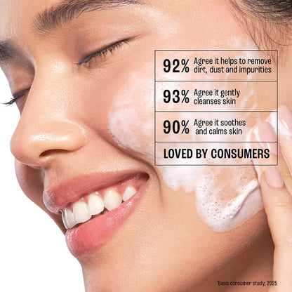 LAKME Blush & Glow, Gentle Jelly Face Wash, 100 g, for Fresh Visible Glow, with Avocado Matcha & Salicylic Acid, Unclogs Pores Effectively, Ideal for Oily & Combination Skin