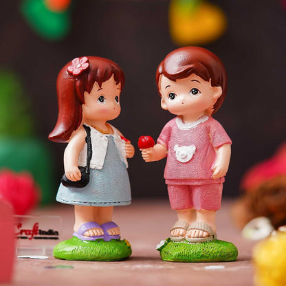 eCraftIndia Boy Giving Rose to Girl Cute Couple Showpiece | Valentine Gift for Girlfriend Boyfriend Husband Wife Special Love Her Him | Valentine Day Decoration Items