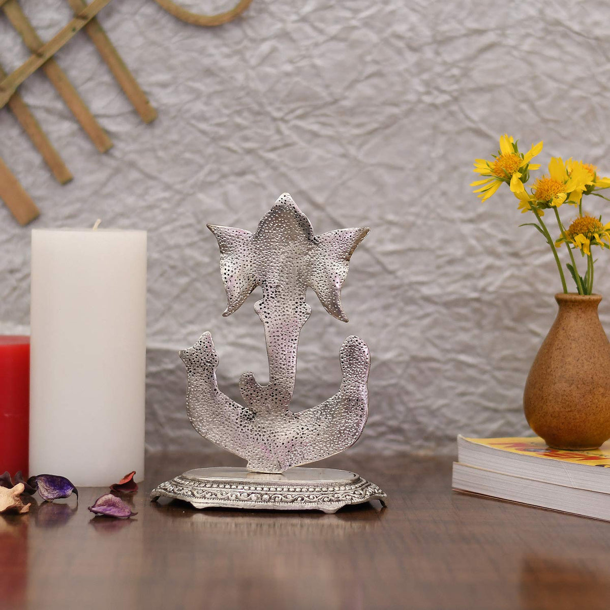 Metal Ganesha Idol Showpiece for Gift & Home Decor - Silver Plated Ganesh Ganpati Statue for Pooja Temple Office Decoration Gifts