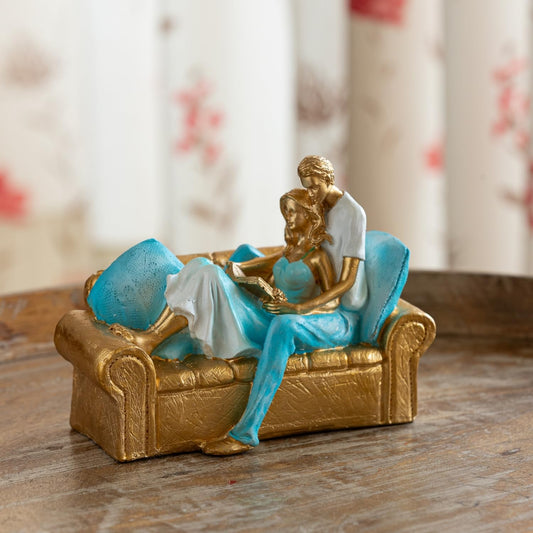 Romantic Couple Decorative Showpiece for Living Room (Resin, 15 Cm) | Home Decoration Items for Living Room Showpieces for Home Décor Return Gifts for Housewarming