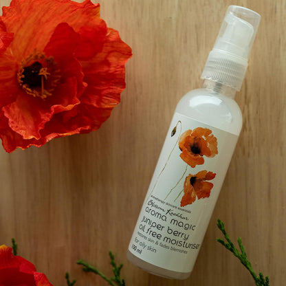 Aroma Magic Juniper Berry Oil Free Moisturiser SPF 15 | brightens, fades blemishes & heals acne| cucumber extracts, patchouli & lemon essential oils, jojoba oil| for Oily Skin - 100ml