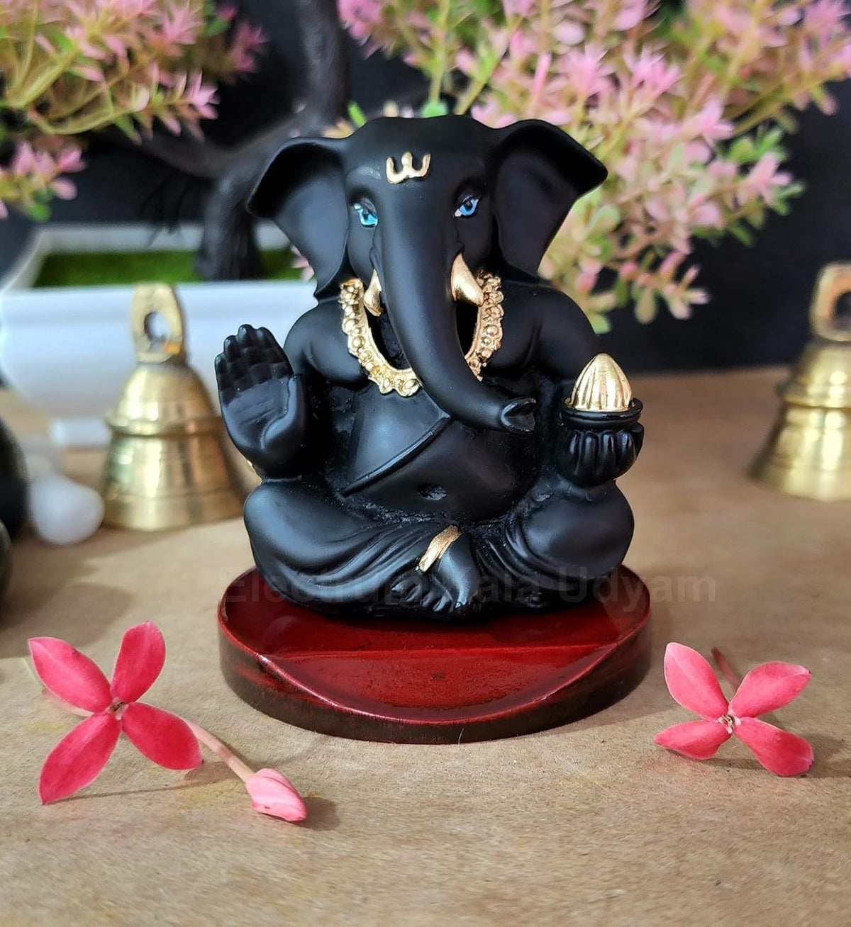 Handcrafted Poly Resin Ganesha Statue with Base - Perfect for Car Dashboard, Office Desk, Shelves, and Home Decor - Ideal Housewarming Gift! (AppuBlackwithbase)