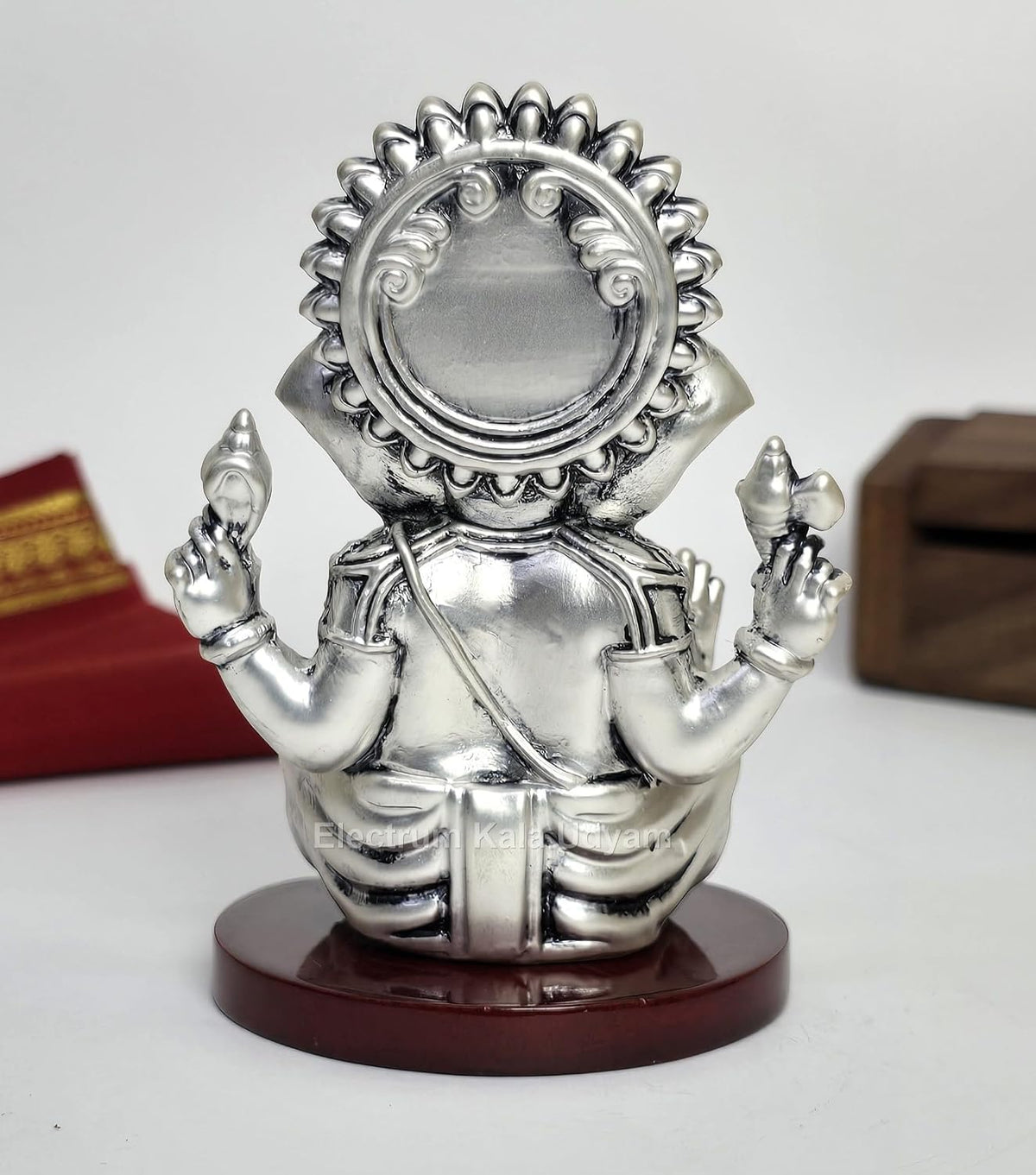 Vakaratunda Silver Plated Ganesha for Car Dashboard | Vinayaka for Office Desk &Shelves | Vinayagar for Home Decor & Ideal Housewarming Gift! (VAKARATUNDASIL-ANT-Matte-MDF)