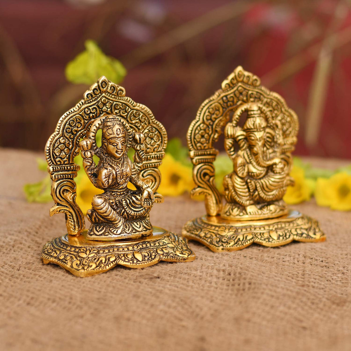 Laxmi Ganesh Set Idol Showpiece Metal Gold Plated Lakshmi Ganesha Idols for Diwali Gifts Puja (Set 1)
