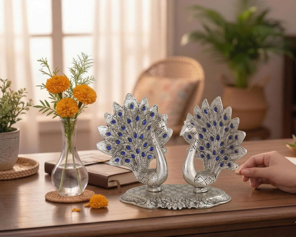 Double Peacock Metal Statue, Lovers Peacock Couple, Animal Showpiece Figurines, Feng Shui as Table Top Figurine for Living Room, Office, Bedroom, Decorative (Silver)