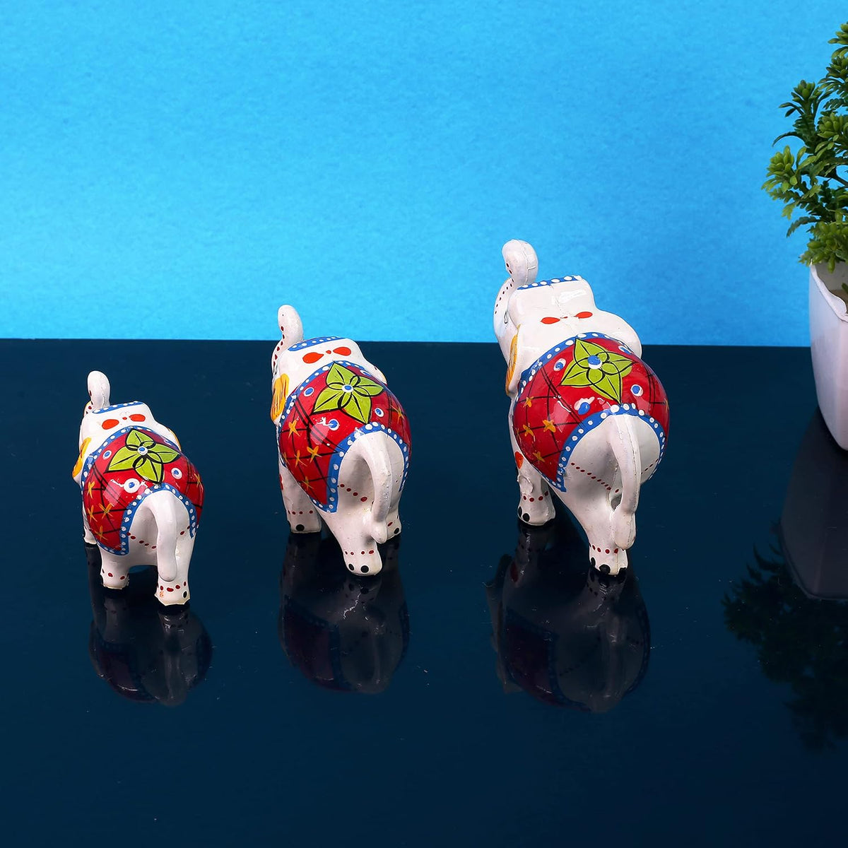 DreamKraft Paper Mache Elephant Showpiece Idols, White, Set of 3