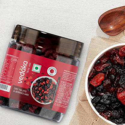 Vedaka Berries Mix | 200 g | Blueberry, Strawberry, Cranberry and Black Currant | Healthy Snacking