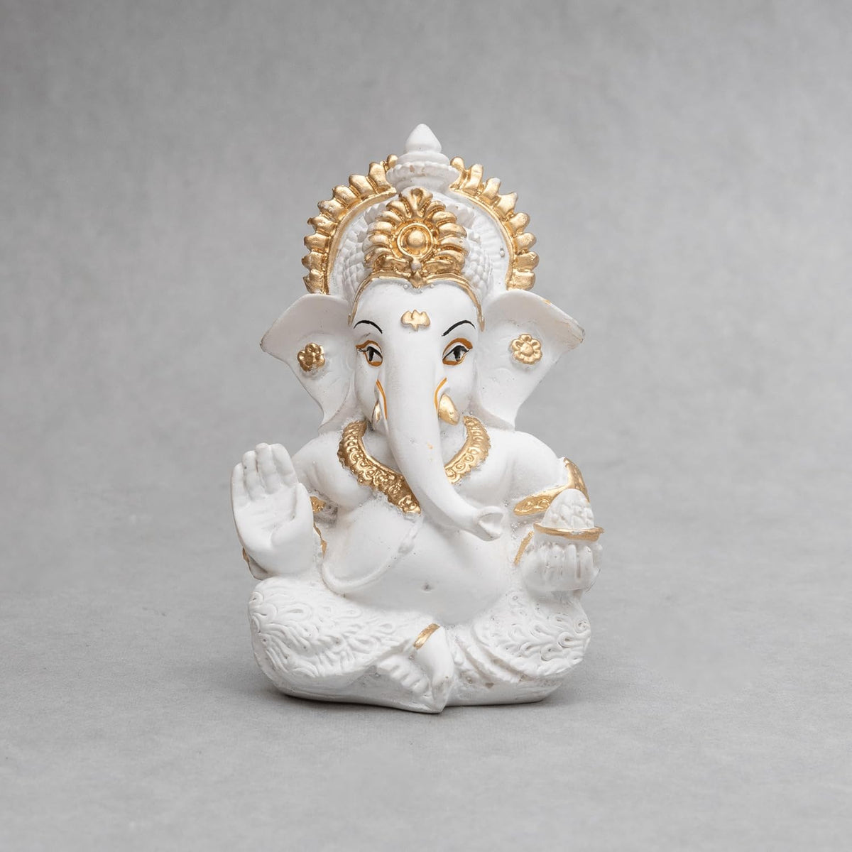 Lord Ganesha Idol for Car Dashboard, Home Decor & Pooja | Resin Gold Plated Ganpati Murti | 3.5 Inch Ganesh Statue for Gift, Diwali, Housewarming, Baby Shower, Mandir Decor, White, Pack -1