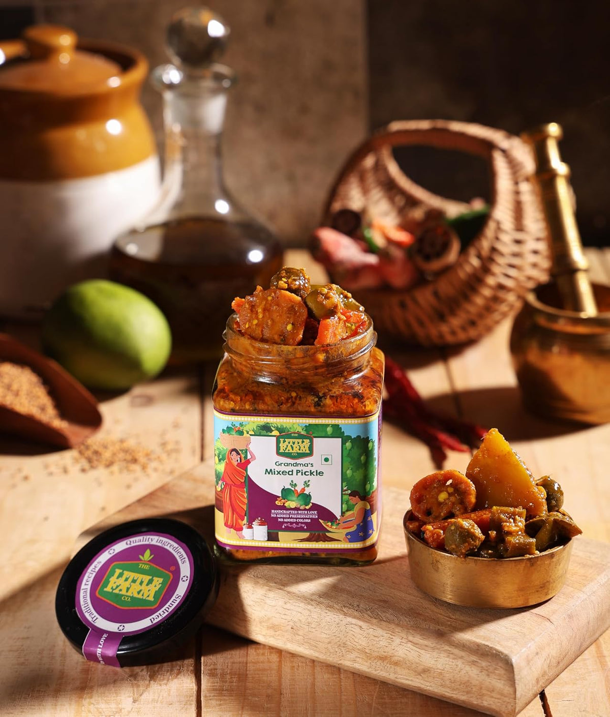 THE LITTLE FARM CO Mixed Pickle 250g In Punjabi Masala, Perfect Blend of Mango, Green Chilli, Lemon, Carrot, Lotus Stem & Ginger, Mix Achar In Cold Pressed Mustard Oil With No Added Colors & Preservatives, Made In Less Oil