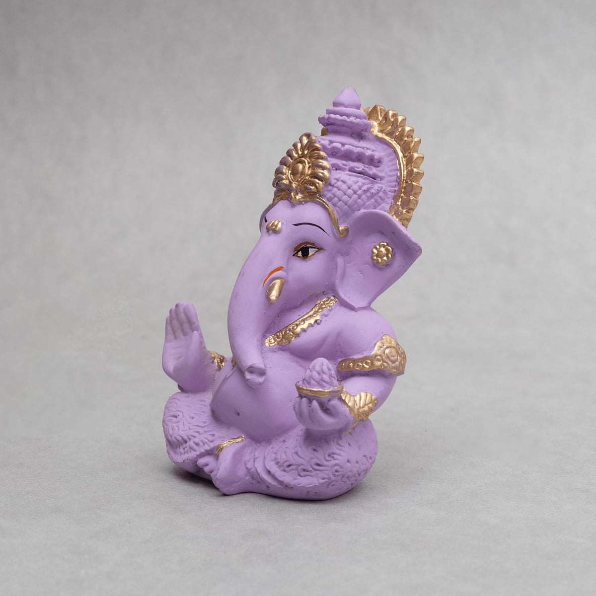 Lord Ganesha Idol for Car Dashboard, Home Decor & Pooja | Resin Gold Plated Ganpati Murti | 3.5 Inch Ganesh Statue for Gift, Diwali, Housewarming, Baby Shower, Mandir Decor, Purple, Pack -1