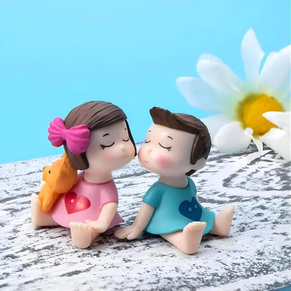 ascension 1 Pair of Miniature Romantic Kissing Couple Gift for Valentine Day Baby Doll Set Gift for Girlfriend Boyfriend Showpiece Statue Valentine Decoration Items Valentines Gifts for Your Love