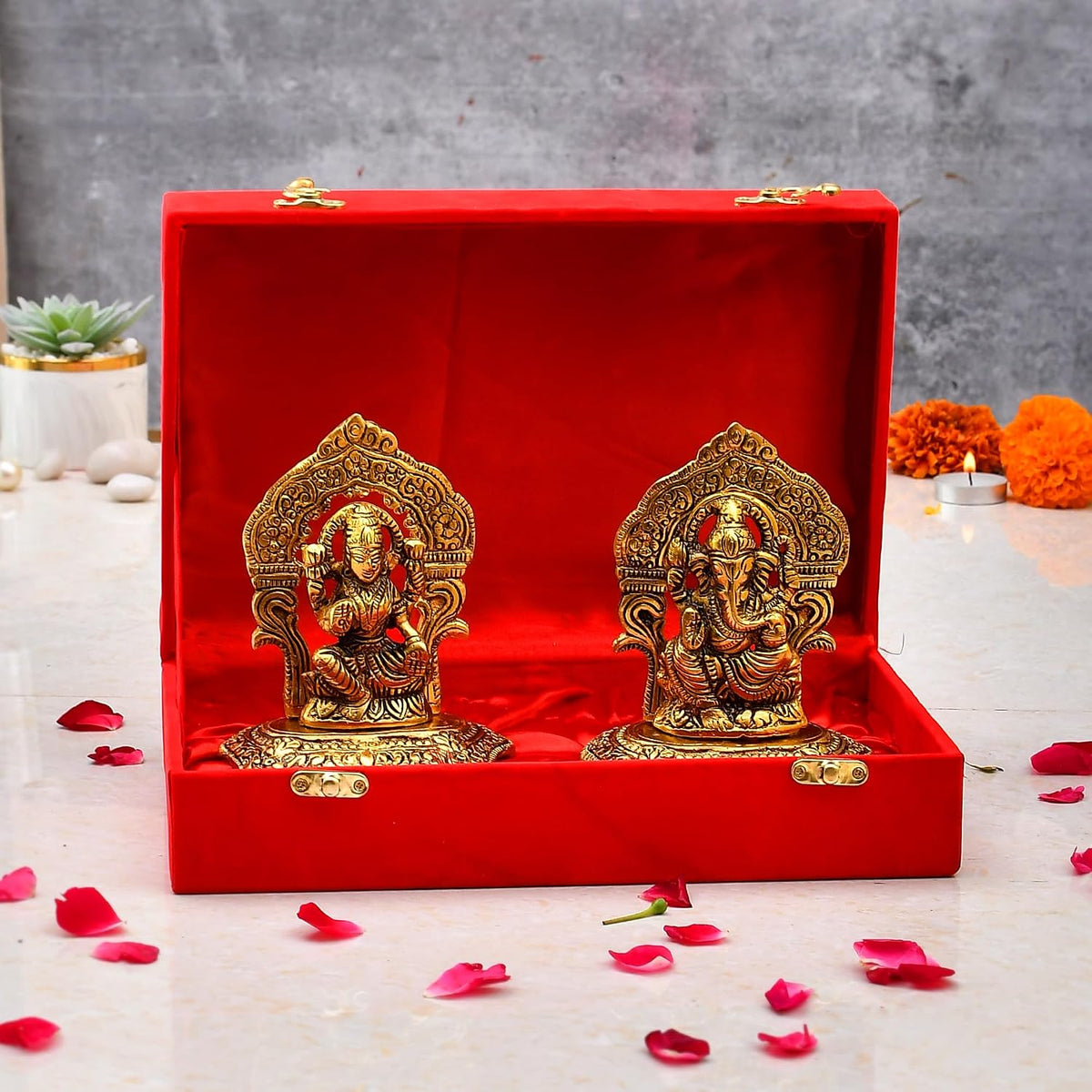 Metal Laxmi Lakshmi Ganesh Gift Items for Cooperate, Ganesh Idol for Gift, Gift for Ganpati Festival, Anniversary, Wedding Gift, Housewarming with Velvet Box Packing (Set of 1)