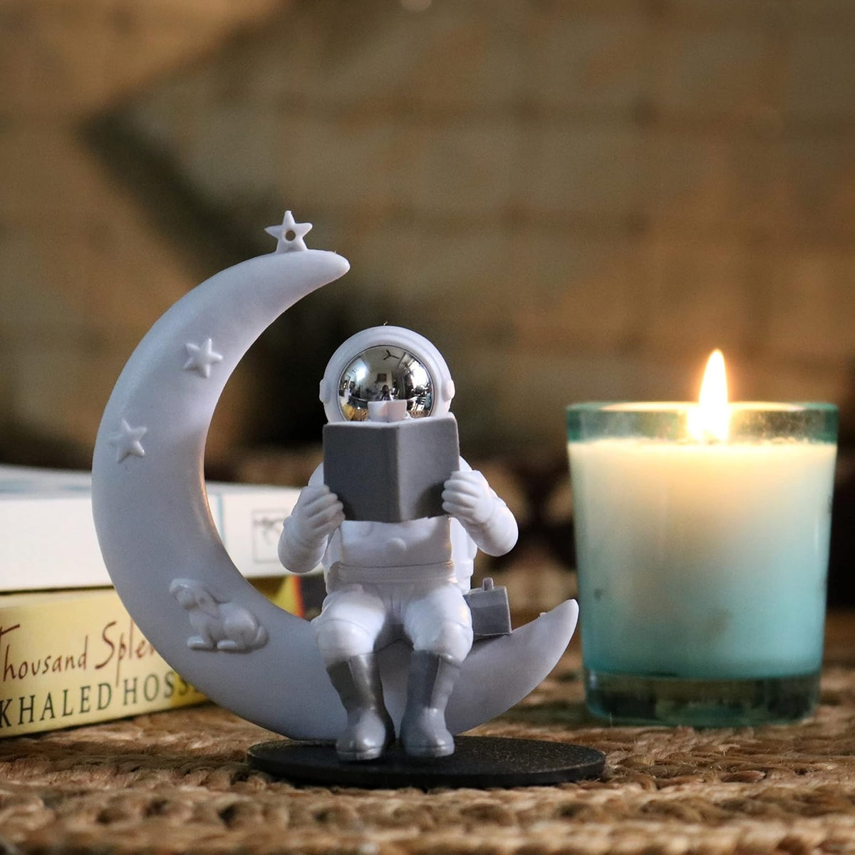 Street27® Cute Outer Space Astronaut Figurine Action Figure Toys Statue for Showpiece Home Living Room Decor Office Desktop Decoration Car Dashboard, Kids Birthday Party Gift, Resin