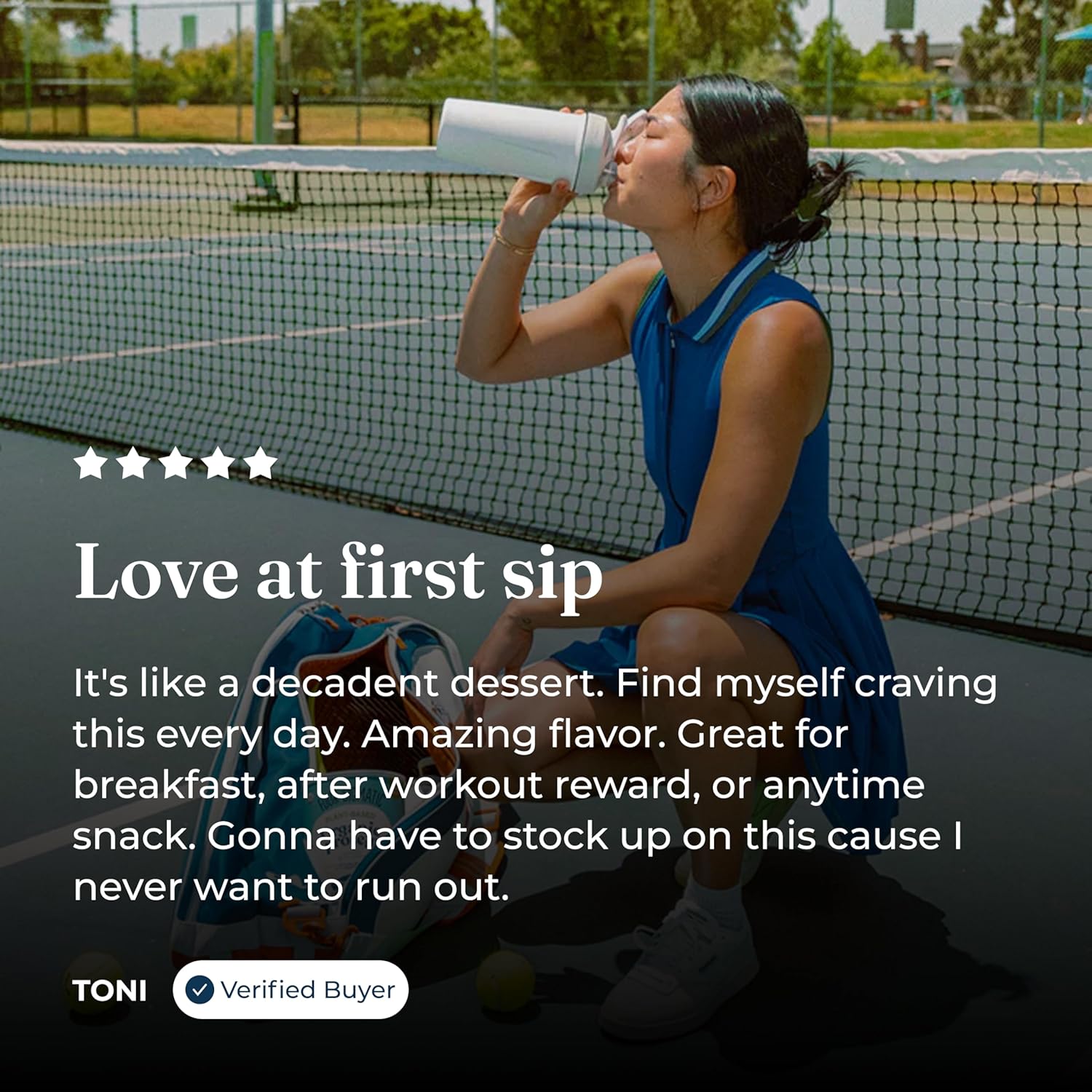 Person drinking from a water bottle on a tennis court with product review text overlay.
