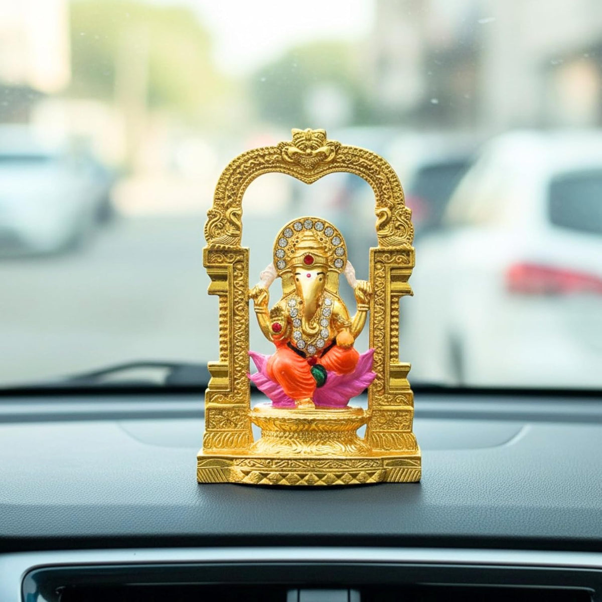 Yaa Catchy Shree Ganesh Car Dashboard Idol | Premium Golden Temple Arch Lord Ganesha Statue for Car, Home & Office Protection and Bless Travelers on Their Journeys.(Golden Arch Lord Ganesha)
