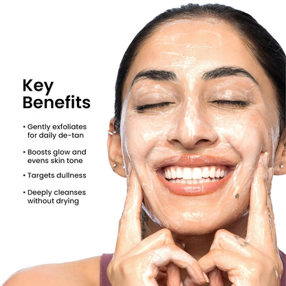 Foxtale Super Glow Detan Face Wash with Vitamin C & Papaya enzyme, Tan Removal, Brightens & Reduces Pigmentation, Gentle Exfoliation | Face Wash for Men & Women | All Skin Types - 50ml