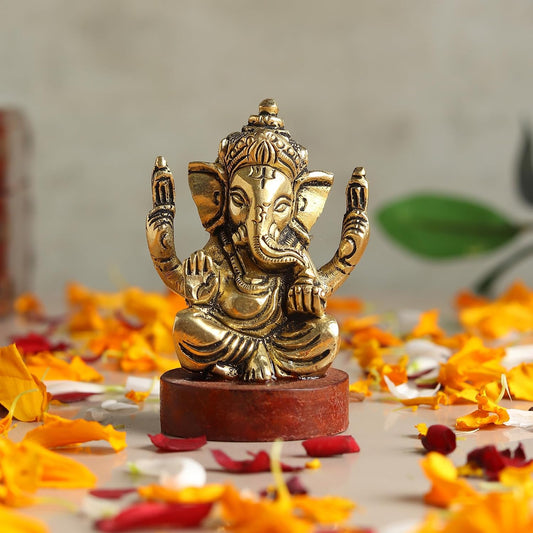 Brass Ganesh Ji Idol for Pooja Room | Small Brass Ganpati Murti for Home Temple | Decorative Lord Ganesha God Statue (Design03: L4.5 x W4 x H7 cm)
