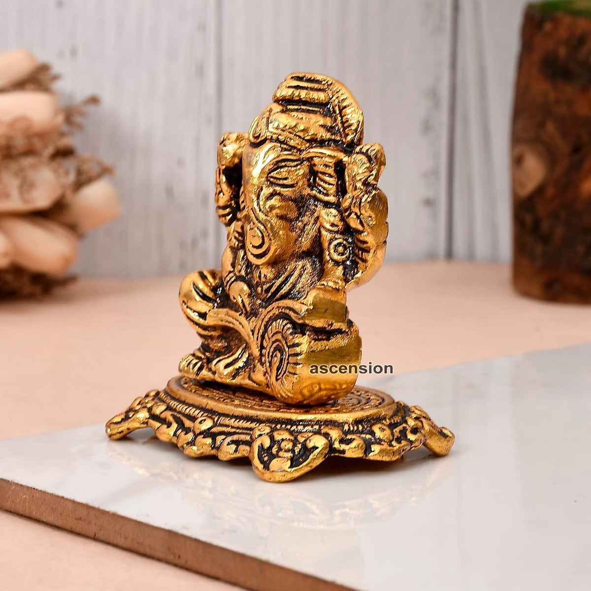 Designer Metal Lord Ganesha Statue Golden Brass Hindu God Ganesh Ganpati Sitting Idol Blessing Ganpati Sculpture for Home Decor Diwali Puja Home Decoration Festival Gifts