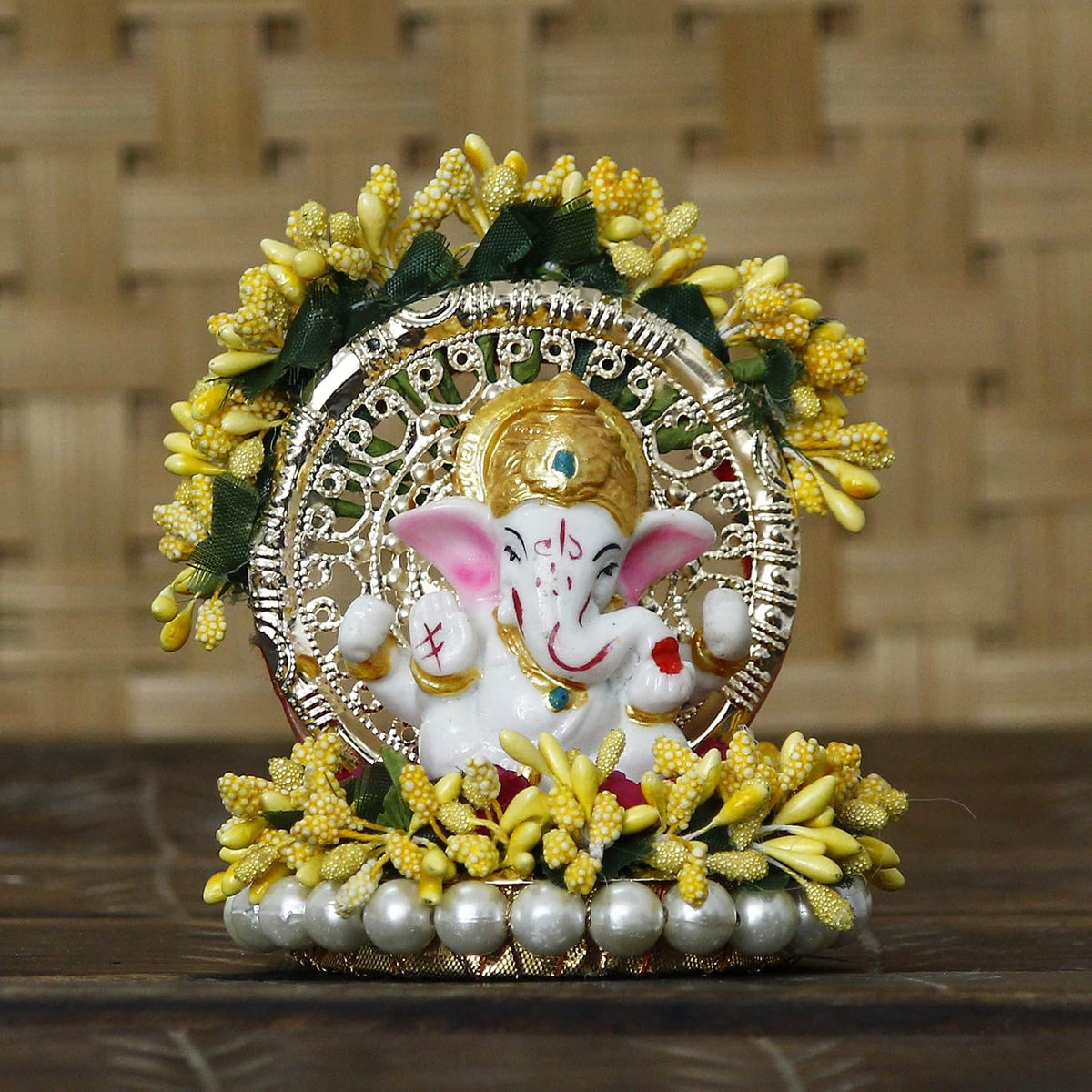 Resin Handcrafted Lord Ganesha Idol on Yellow Floral Decorative Plate| Ganesha Idol for Home Decor Car Dashboard| Ganesha Statue|Ganpati Murti Gift for Diwali Ganesh Chaturthi Housewarming