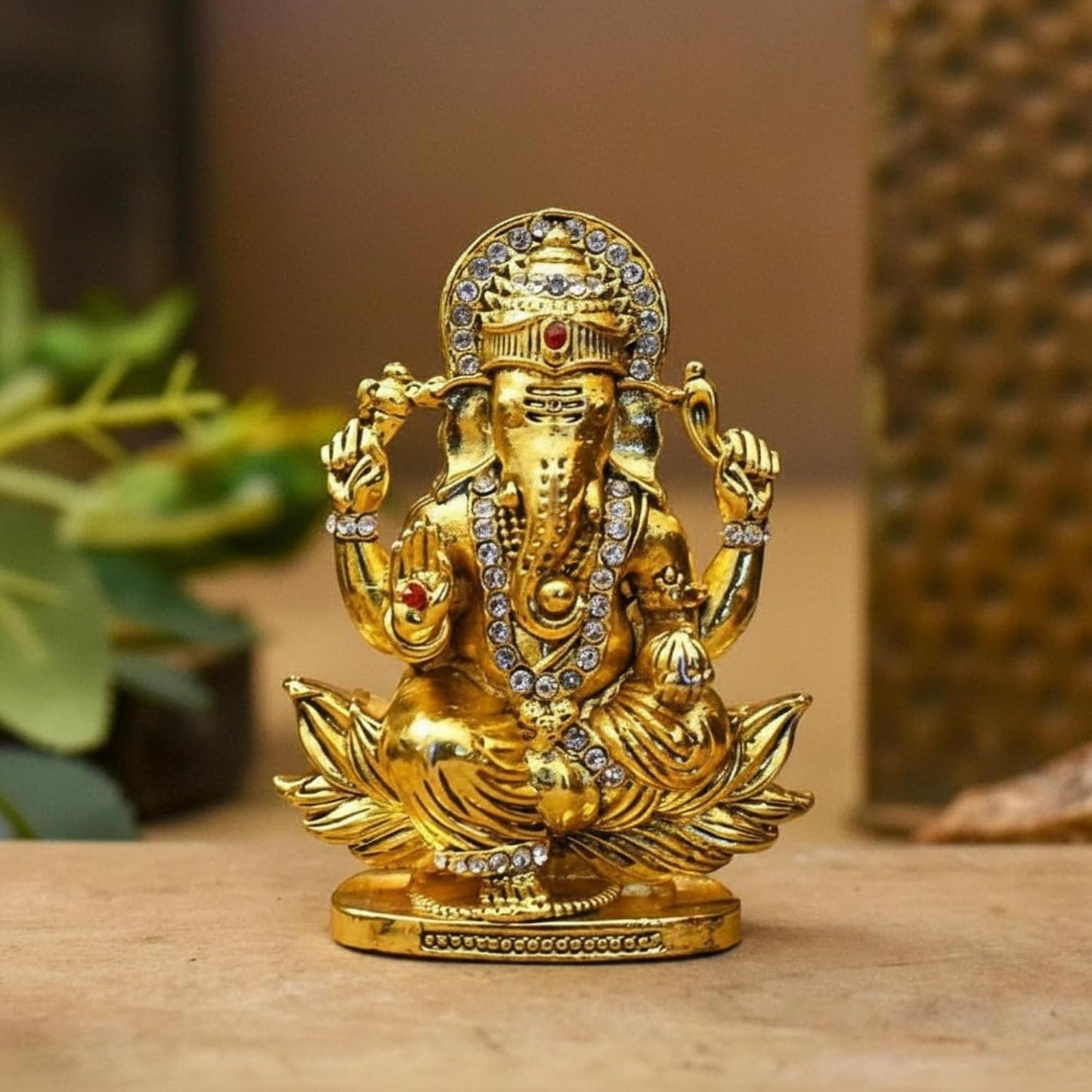 Yaa Catchy Lord Ganesha Car Dashboard Idol & Crystal Stones Lotus Base Design Hindu God Ganpati.Believed to Protect and Bless Travelers on Their Journeys.(Gold)