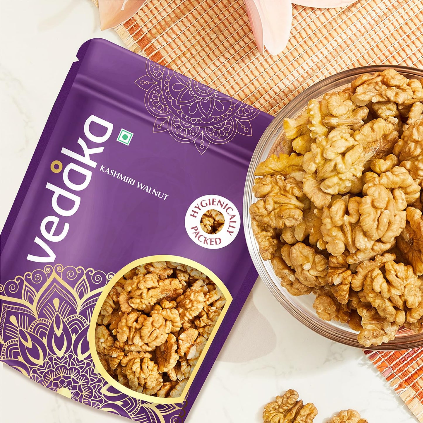Vedaka Kashmiri Walnuts | 500 g | Walnut Without Shell | Naturally Rich in Omega-3 Fatty Acids and Antioxidants | Crunchy and Crisp | No artificial & No added preservatives
