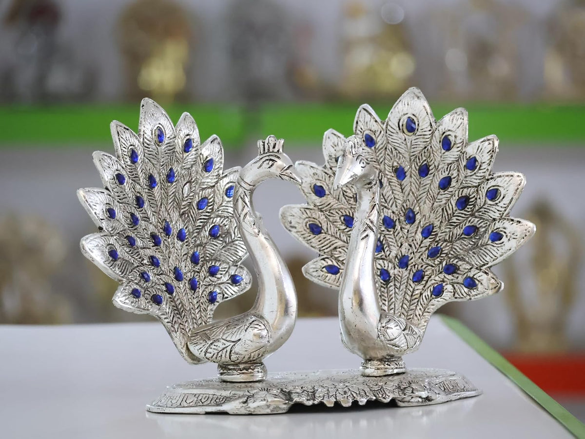 Double Peacock Metal Statue, Lovers Peacock Couple, Animal Showpiece Figurines, Feng Shui as Table Top Figurine for Living Room, Office, Bedroom, Decorative (Silver)