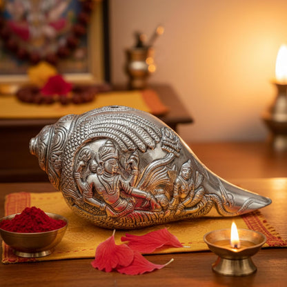 Dev Aastha Silver Plated Vishnu Lakshmi Shankh - 7 Inches Antique Finish Decorative Conch Shell with Detailed Religious Engravings - Auspicious Vastu Pooja Item for Home Mandir - Ideal Spiritual Gift