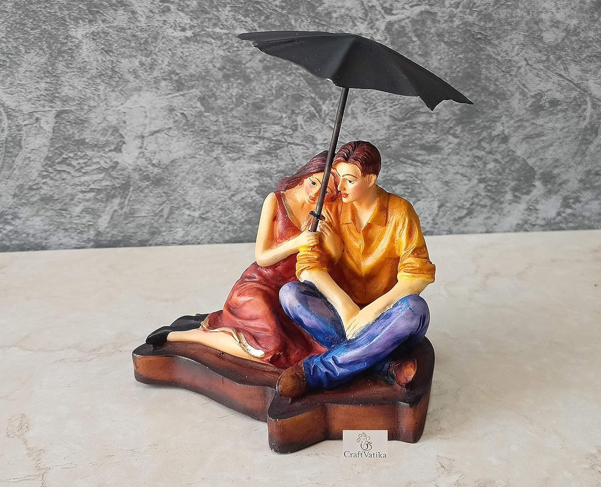 Resin Romantic Love Couple Under Umbrella Statue, 7 x 6 x 4 Inches, Multicolour