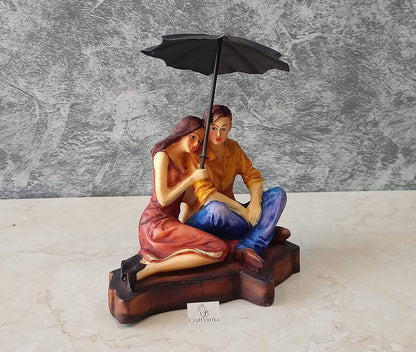 Resin Romantic Love Couple Under Umbrella Statue, 7 x 6 x 4 Inches, Multicolour