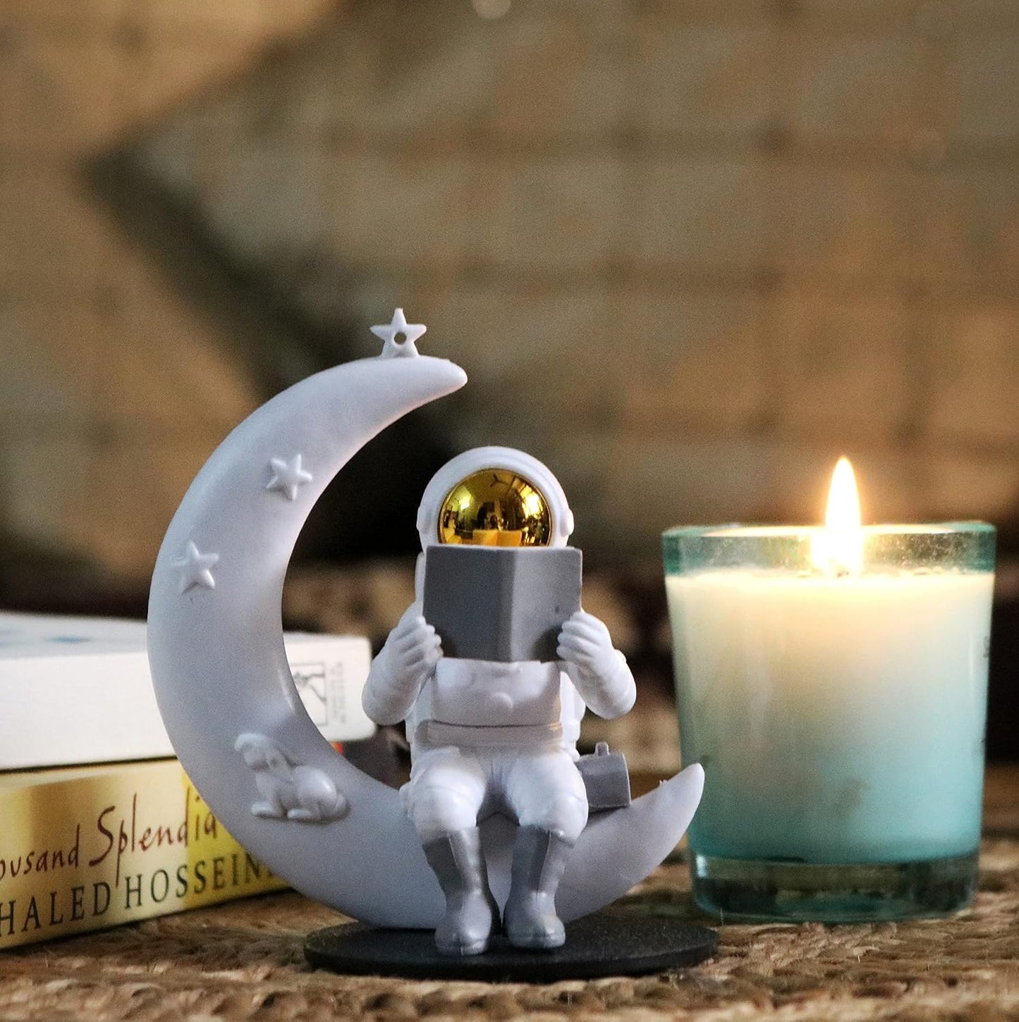 Street27® Cute Outer Space Astronaut Figurine Action Figure Toys Statue for Showpiece Home Living Room Decor Office Desktop Decoration Car Dashboard, Kids Birthday Party Gift, Resin