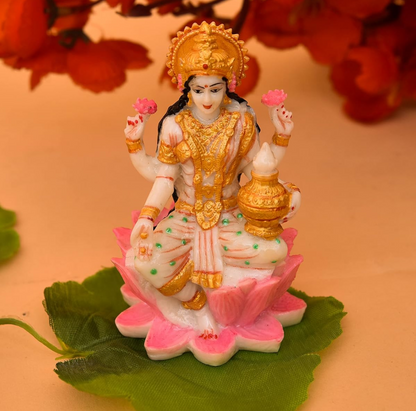 Goddess Laxmi Idol Sitting on Lotus | Handpainted Laxmi Murti on Pink Lotus Goddess Lakshmi Idol for Housewarming Gift Religious Showpiece (3.5 x 1.5 Inch)