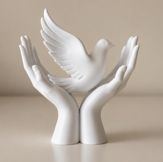 Dove in Hands Decor Sculpture, White Matte Finish, 13 cm Height, Plastic Peace Symbol Statue, Modern Home Decor Accent for Living Room, Office Desk, Bookshelf & Gift