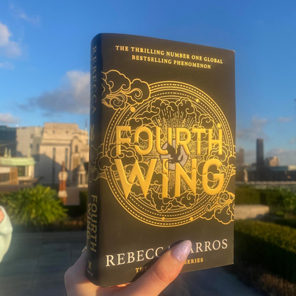 Fourth Wing: DISCOVER THE INSTANT SUNDAY TIMES AND NUMBER ONE GLOBAL BESTSELLING PHENOMENON!* (The Empyrean)