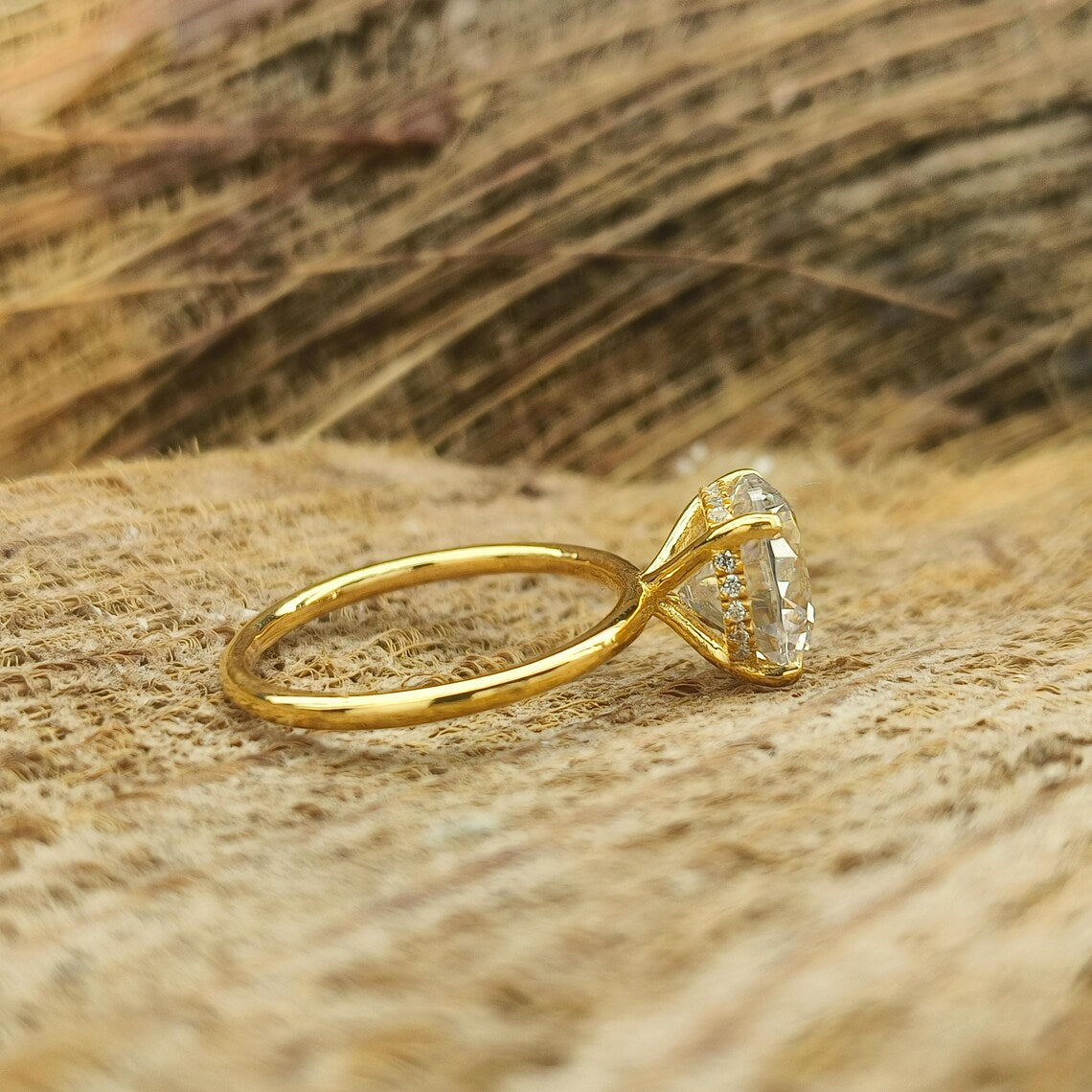 1, 2 or 3ct Round Cut Solitaire Halo Engagement Ring / Round Halo Wedding Ring / 2ct Round Simple Wedding Ring / Diamond Simulant CZ Ring