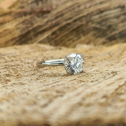 1, 2 or 3ct Round Cut Solitaire Halo Engagement Ring / Round Halo Wedding Ring / 2ct Round Simple Wedding Ring / Diamond Simulant CZ Ring