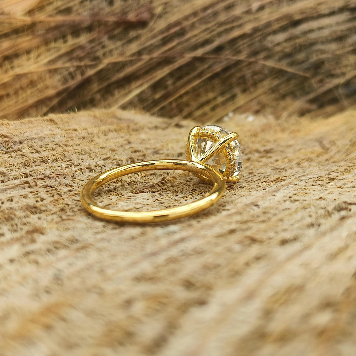 1, 2 or 3ct Round Cut Solitaire Halo Engagement Ring / Round Halo Wedding Ring / 2ct Round Simple Wedding Ring / Diamond Simulant CZ Ring