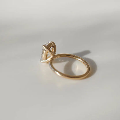 2.55 Ct Oval Cut Moissanite Engagement Ring, Oval Cut Ring, Elongated Oval, Moissanite Engagement Ring, Ice Crushed Oval