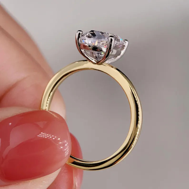 2.5CT 3.5CT Oval Cut CZ Solitaire Engagement Ring travel ring Two Tone Yellow Gold vermeil and White Gold Silver Ring Simulated Diamond