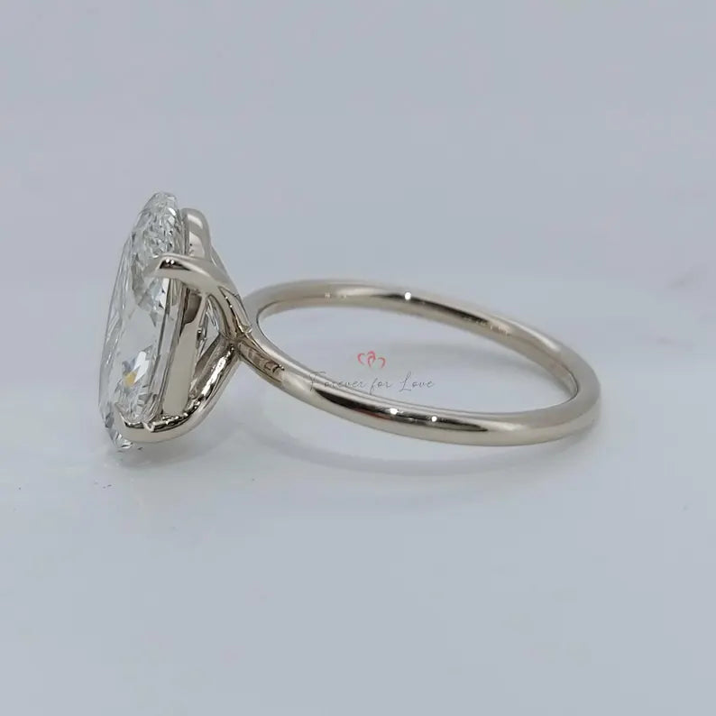 4 Carat lab grown Oval diamond engagement ring D VVS2 diamond ring with accent engagement ring, proposal ring promise Ring