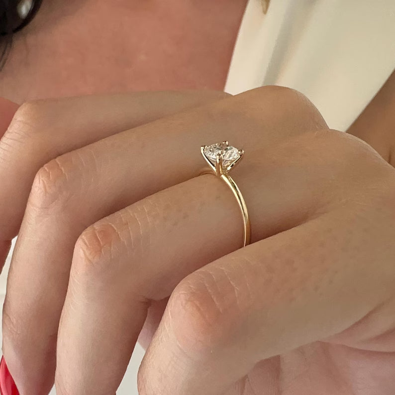 1 Carat E VVS2 Round Brilliant Lab Grown Diamond Engagement Ring / 14k Yellow Gold Minimalist 4 Prong Solitaire Ring / 14k Yellow Gold Ring